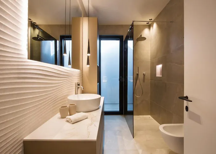 Sole In Miralago * Костермано